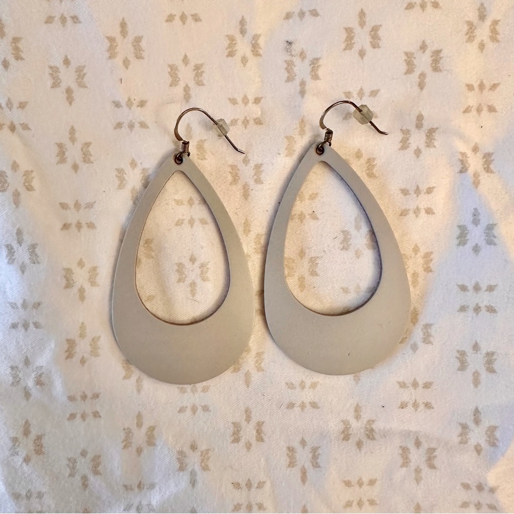 EUC Nickel & Suede Grey Earrings
